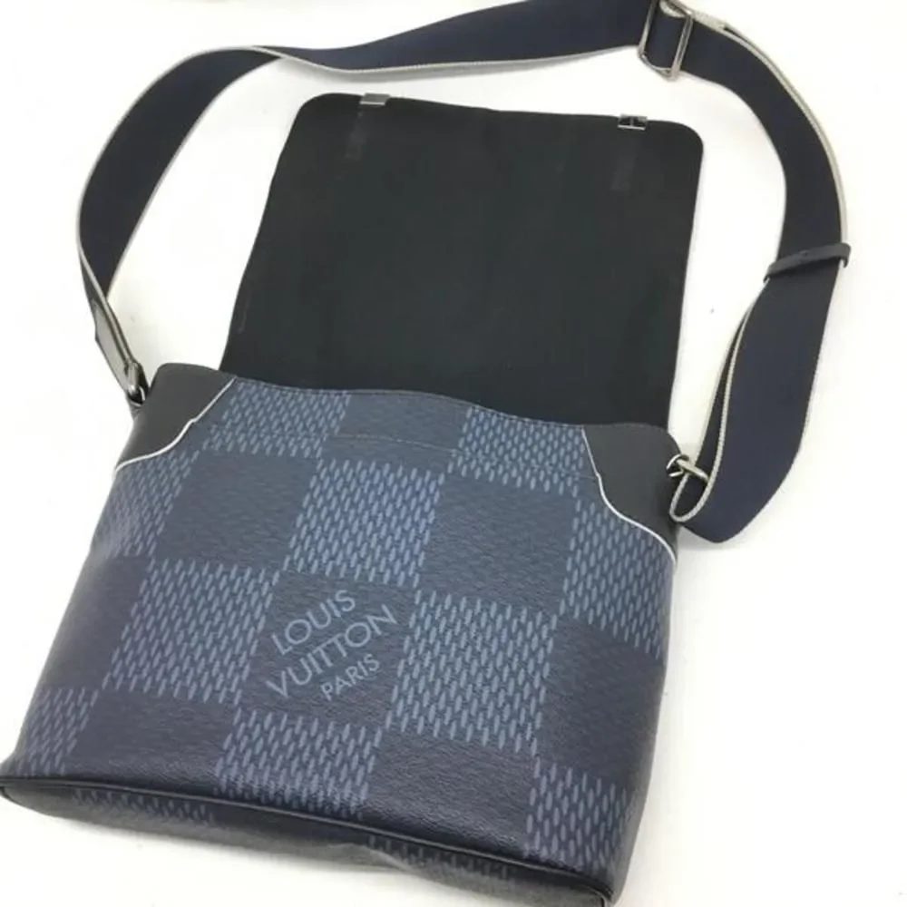 Louis Vuitton Messenger PM Damier Cobalt Shoulder Bag American Cup